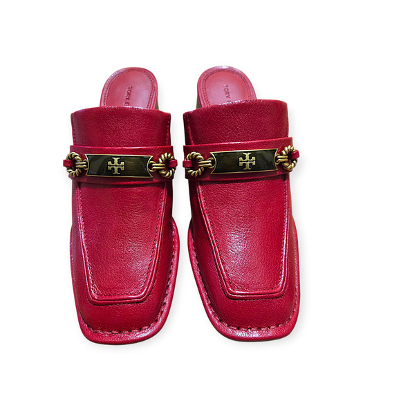 Tory Burch Red Perrine Vintage Gold Plaque Heel Fellini Milled Mule Pumps Size 7 - Picture 3 of 9